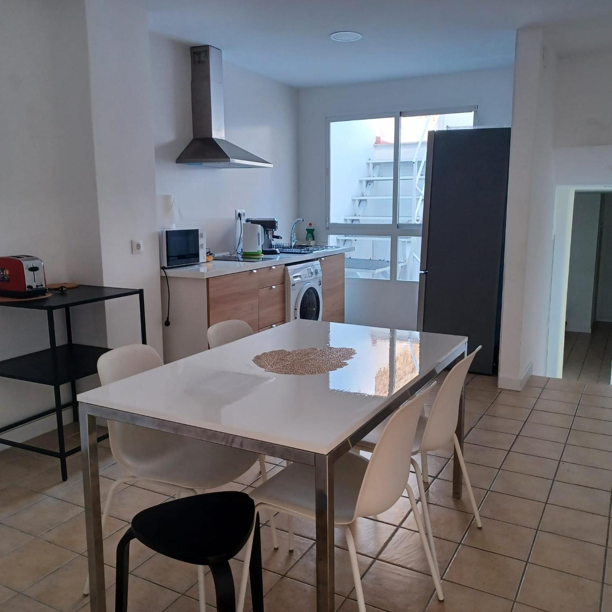 Picasso's Neighbor Appartement